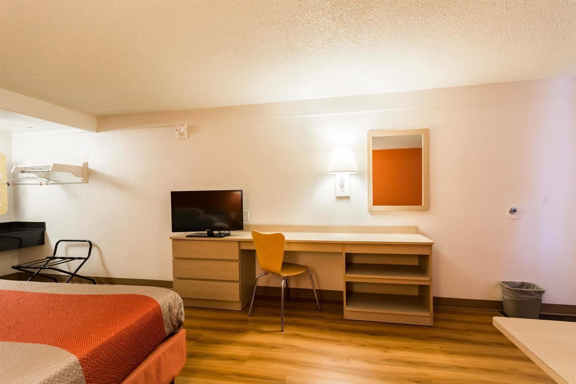 Travelodge By Wyndham Essington / Philadelphia Airport Εξωτερικό φωτογραφία